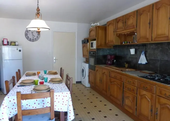 Hi000-015 3 Pieces 6 Couchages Hilaire De Riez